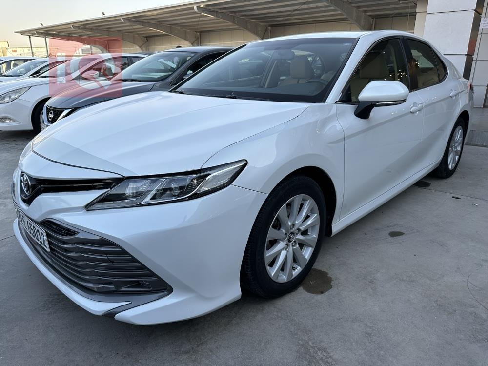 تۆیۆتا کامری